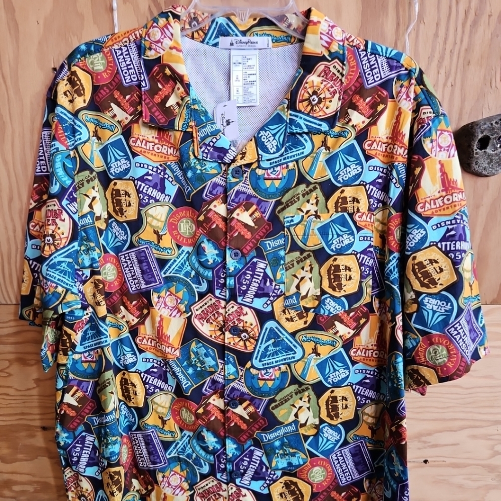 Disney Parks Attractions Button Shirt Size Large